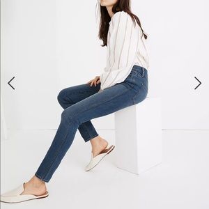 Madewell 10" High-Rise Roadtripper Jeggings in Ellerby Wash: Zip Pocket Edition